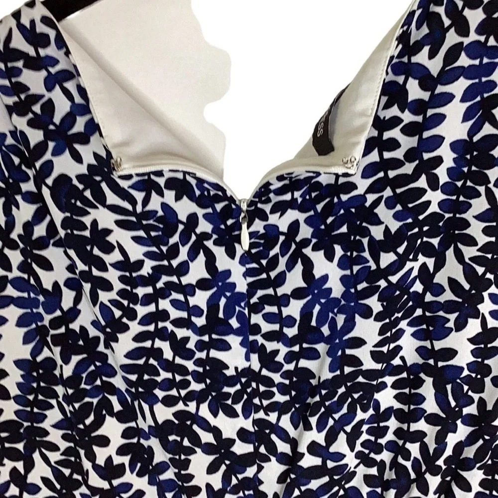 Jones Wear Sleeveless Navy/White  Polyester Business Casual Print Dress Size 8 - Picture 12 of 12